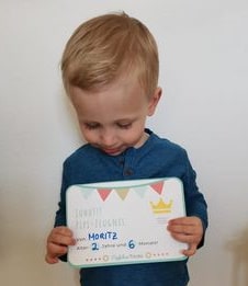 Moritz - Pipi Zeugnis Moritz - Pipi Zeugnis